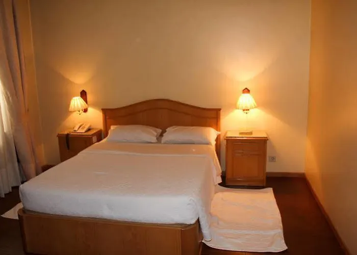 Portucalense Bed & Breakfast *